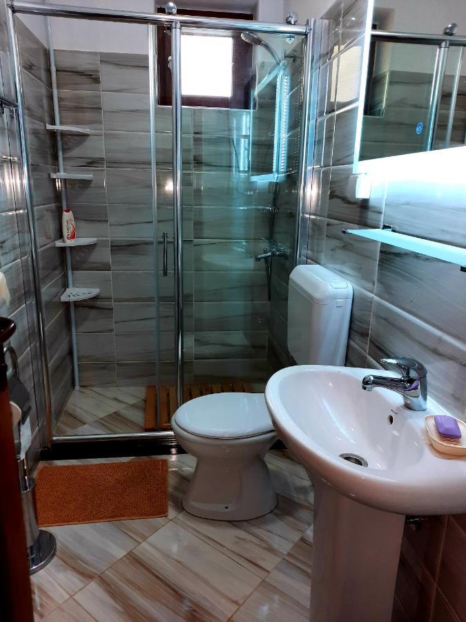 Vila Alexander B&B Valbone Exterior foto